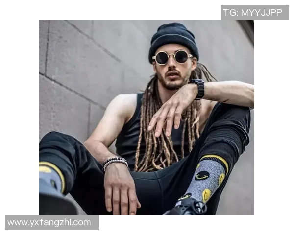 脏脏辫足球明星的风采与魅力揭秘他们如何在赛场上引领潮流