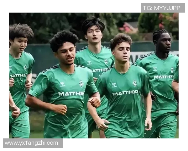 从草根到巅峰业余出身的足球明星如何逆袭成传奇